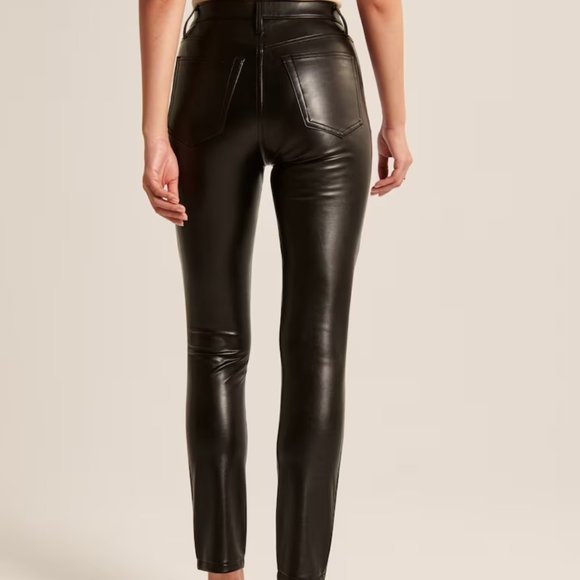 Abercrombie & Fitch Curve Love Vegan Leather Black Skinny Pants - Picture 5 of 11